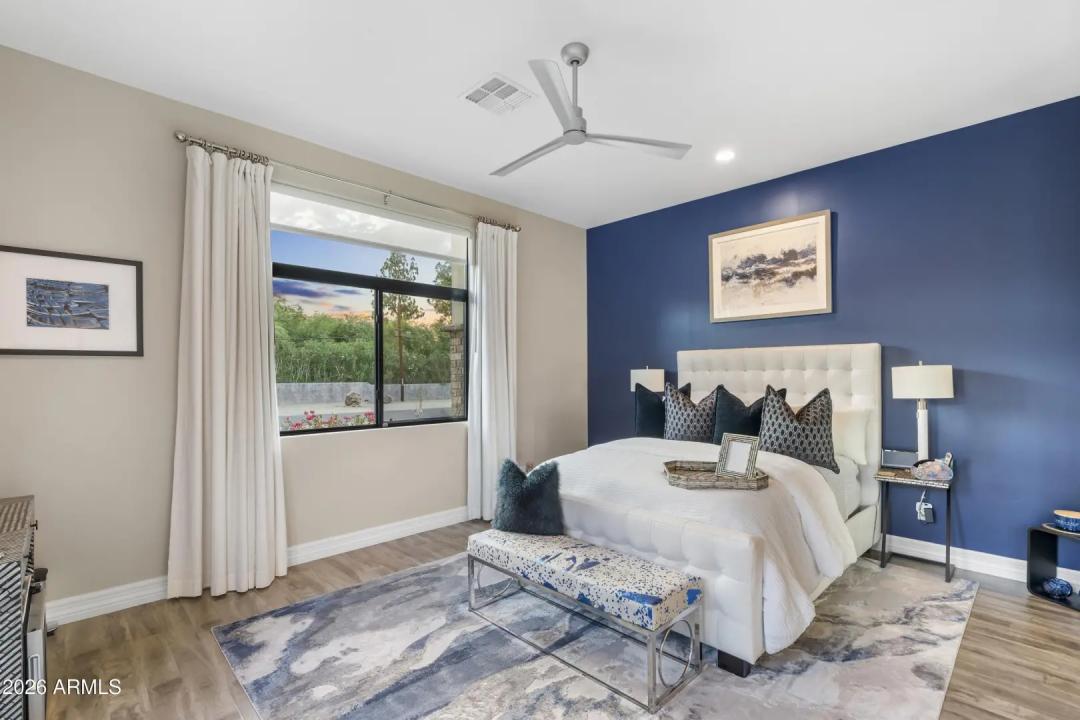Real Estate Picture 29