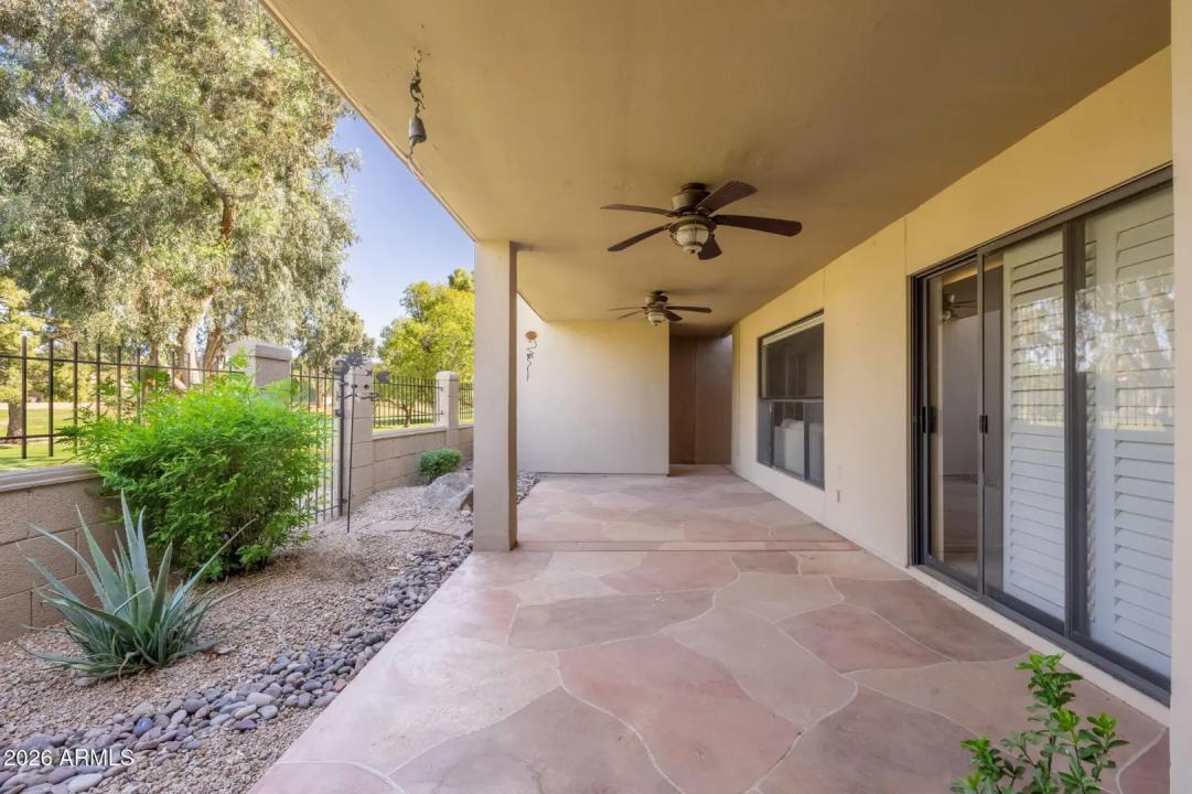Real Estate Picture 11