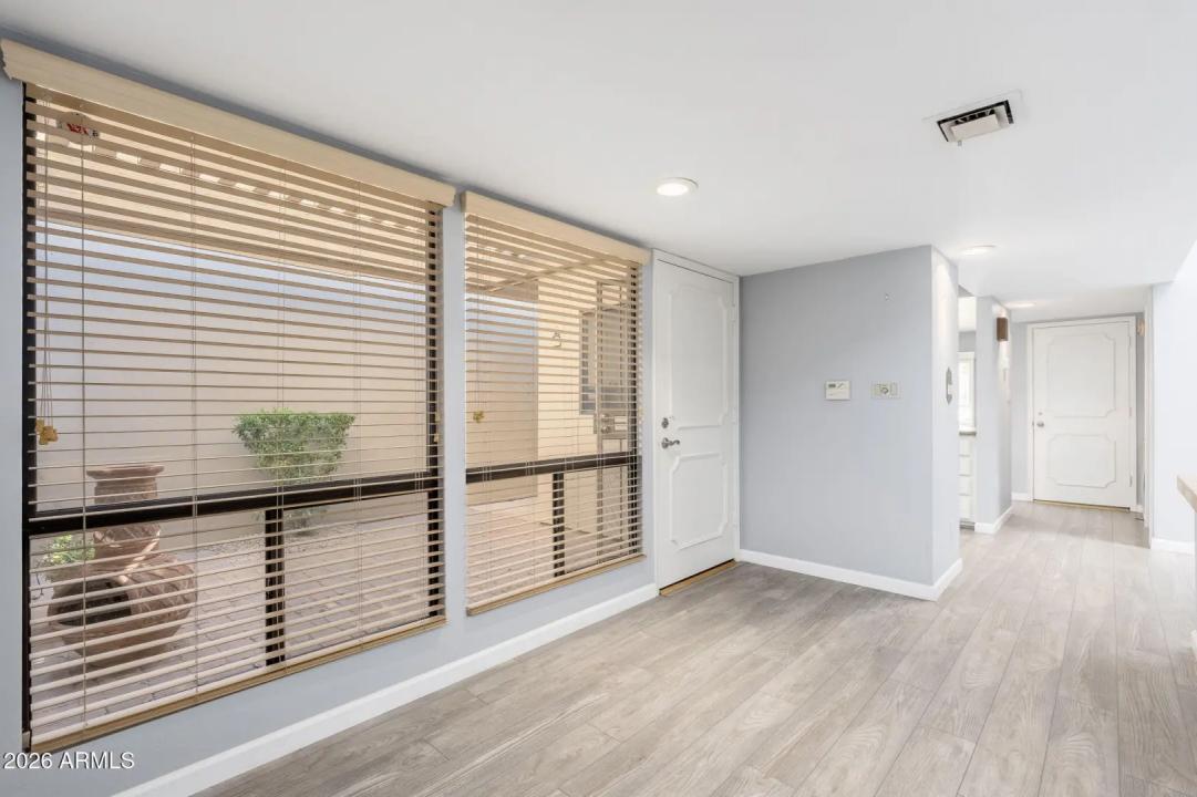 Real Estate Picture 12