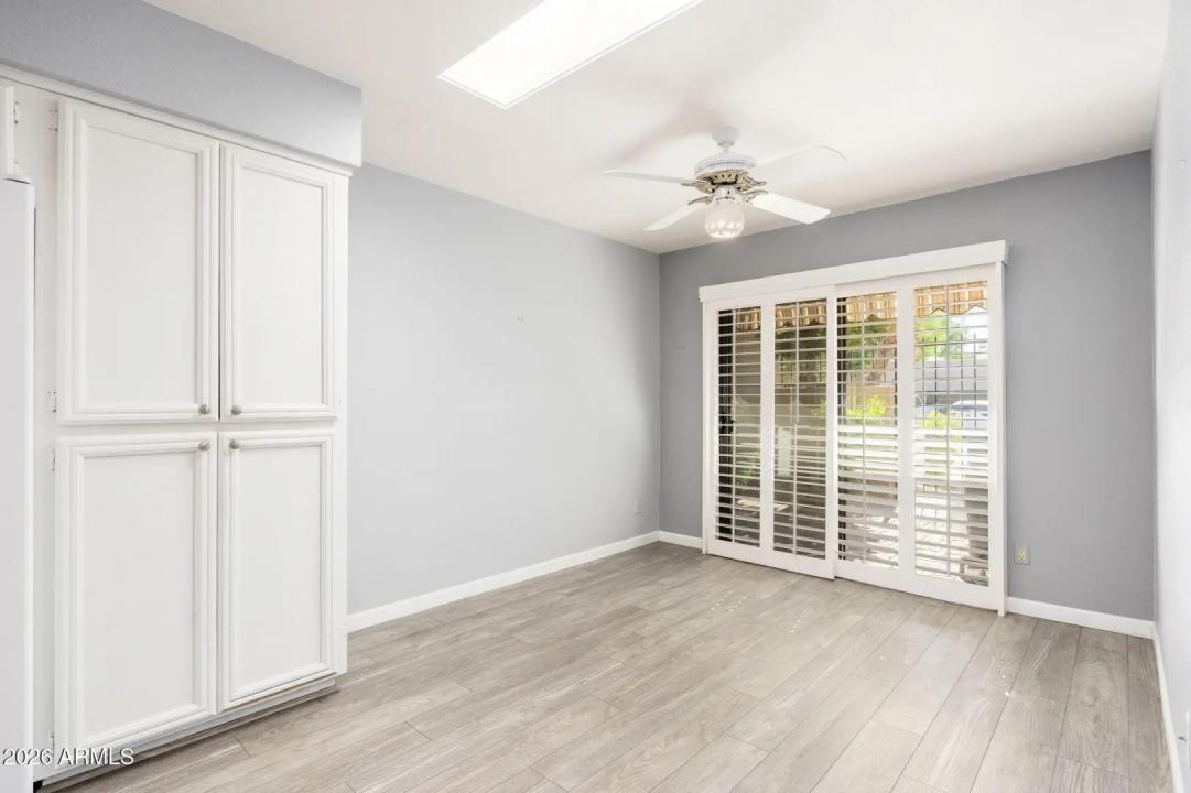 Real Estate Picture 23