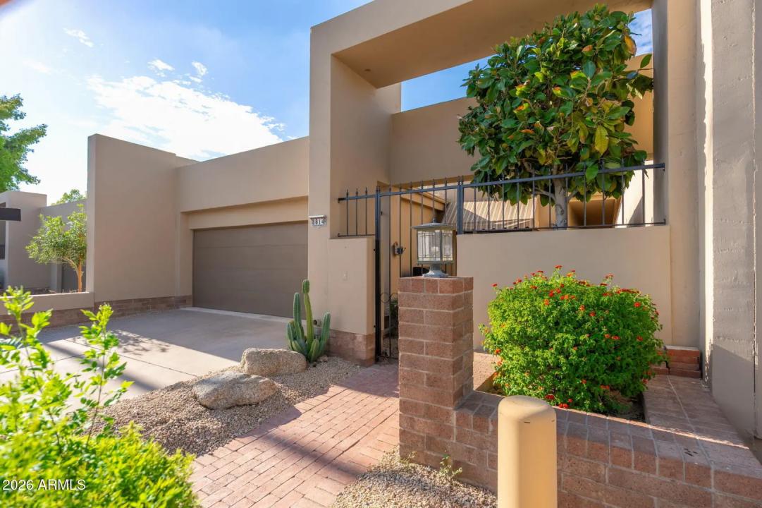 Real Estate Picture 2