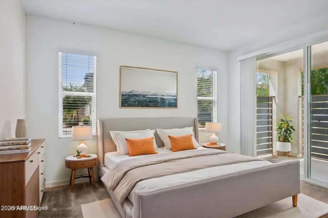 Real Estate Picture 11