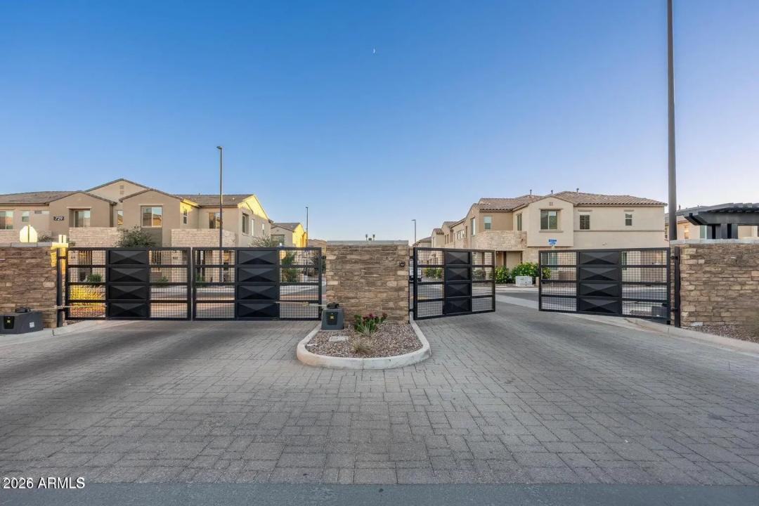 Real Estate Picture 2