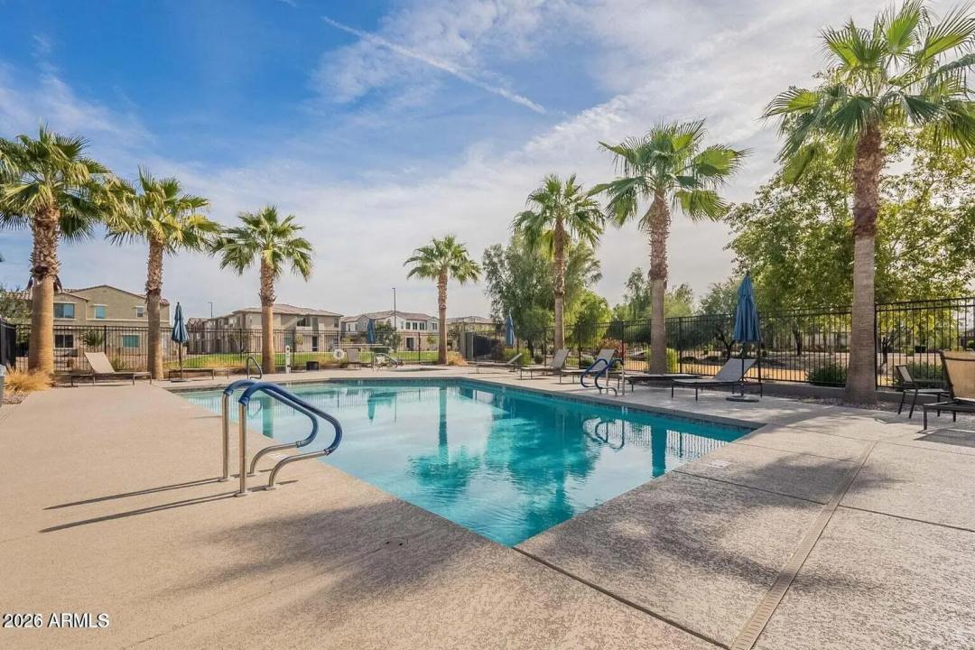 Real Estate Picture 23