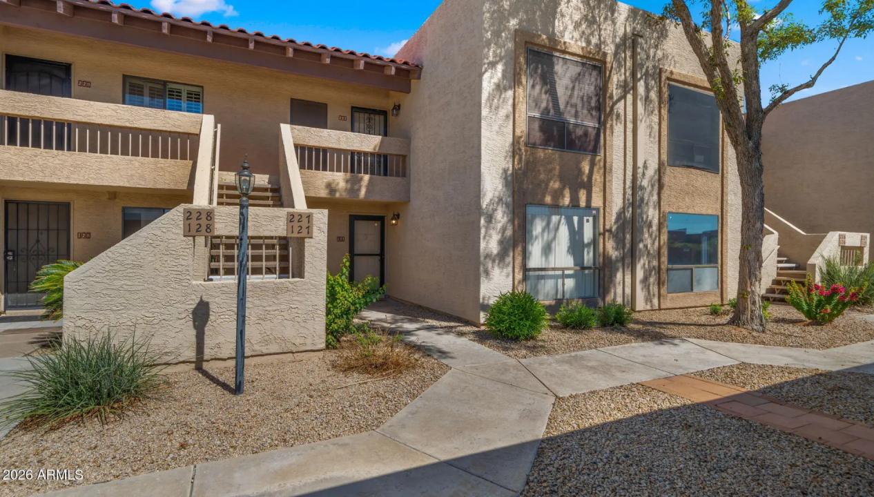 Real Estate Picture 34