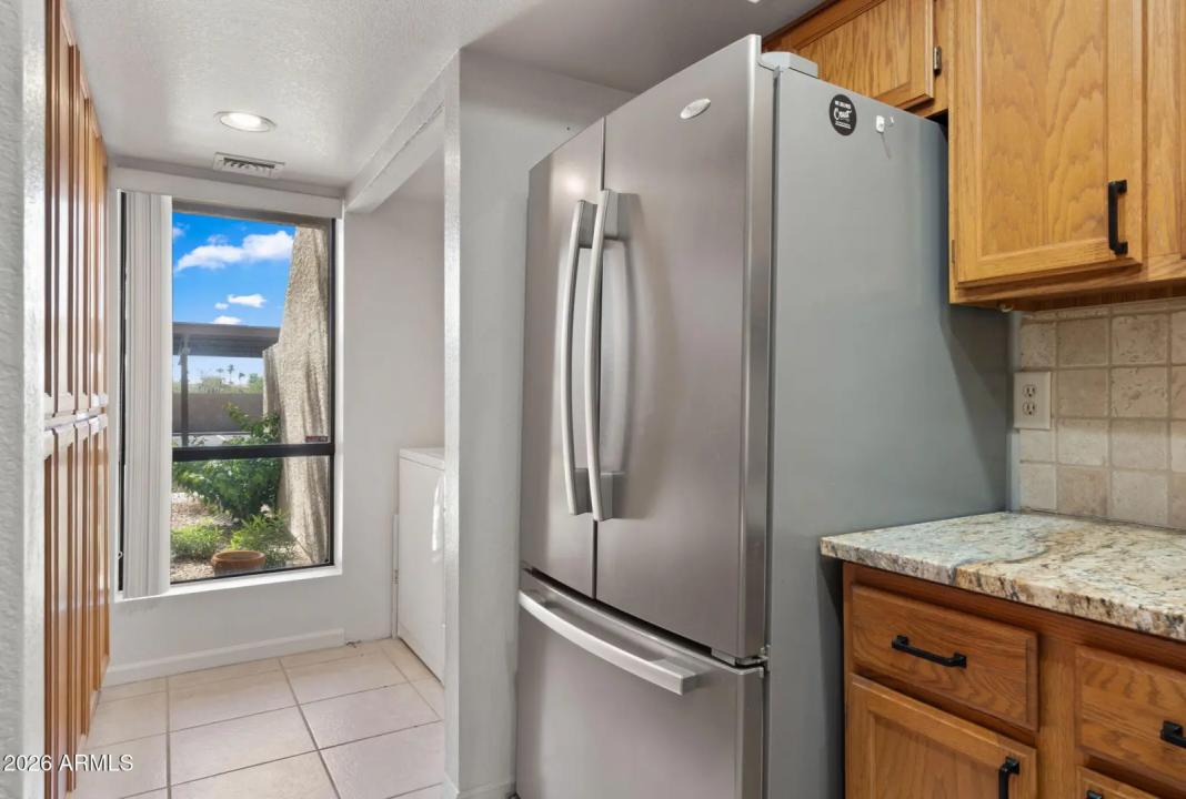 Real Estate Picture 22