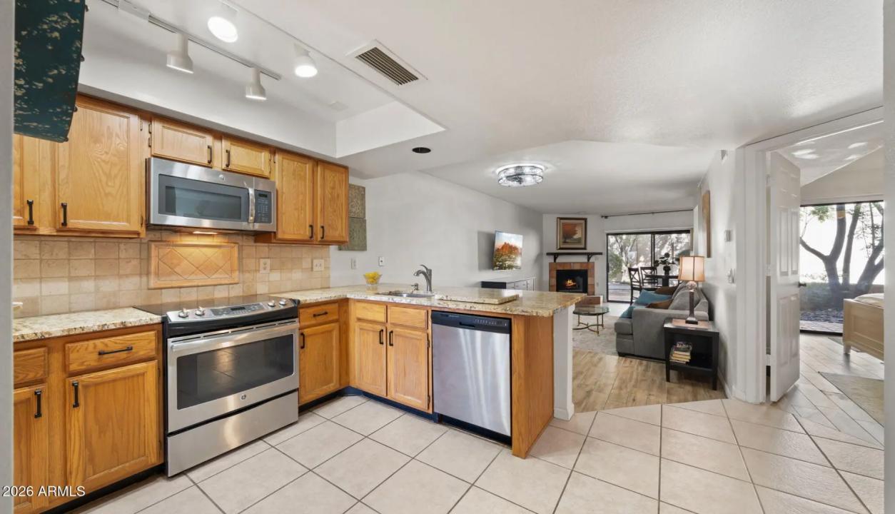 Real Estate Picture 1