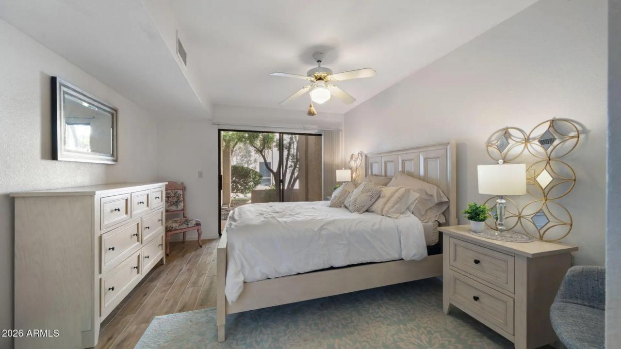 Real Estate Picture 13