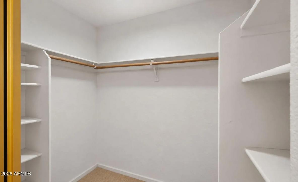 Real Estate Picture 18