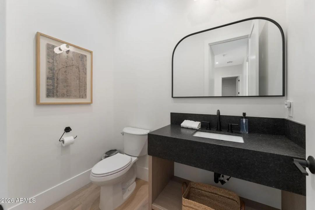 Real Estate Picture 29