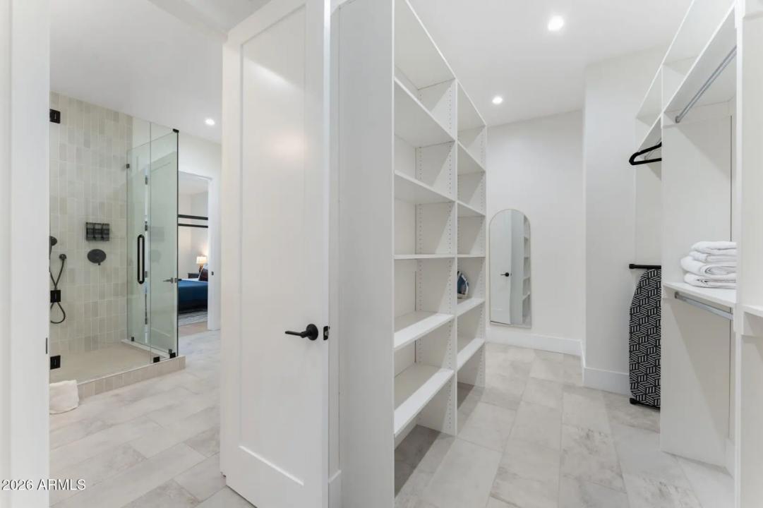 Real Estate Picture 27