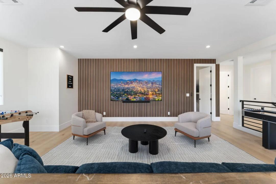 Real Estate Picture 34