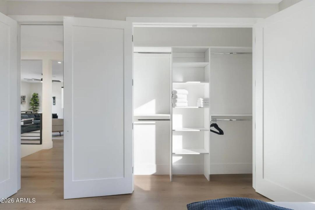 Real Estate Picture 42