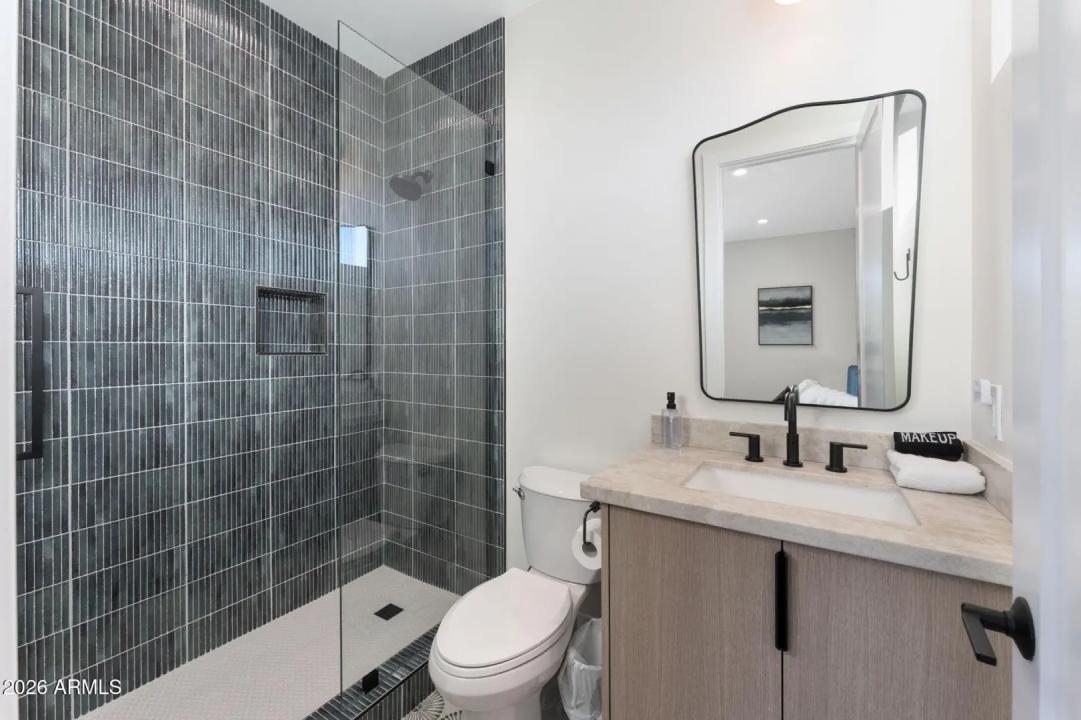 Real Estate Picture 46
