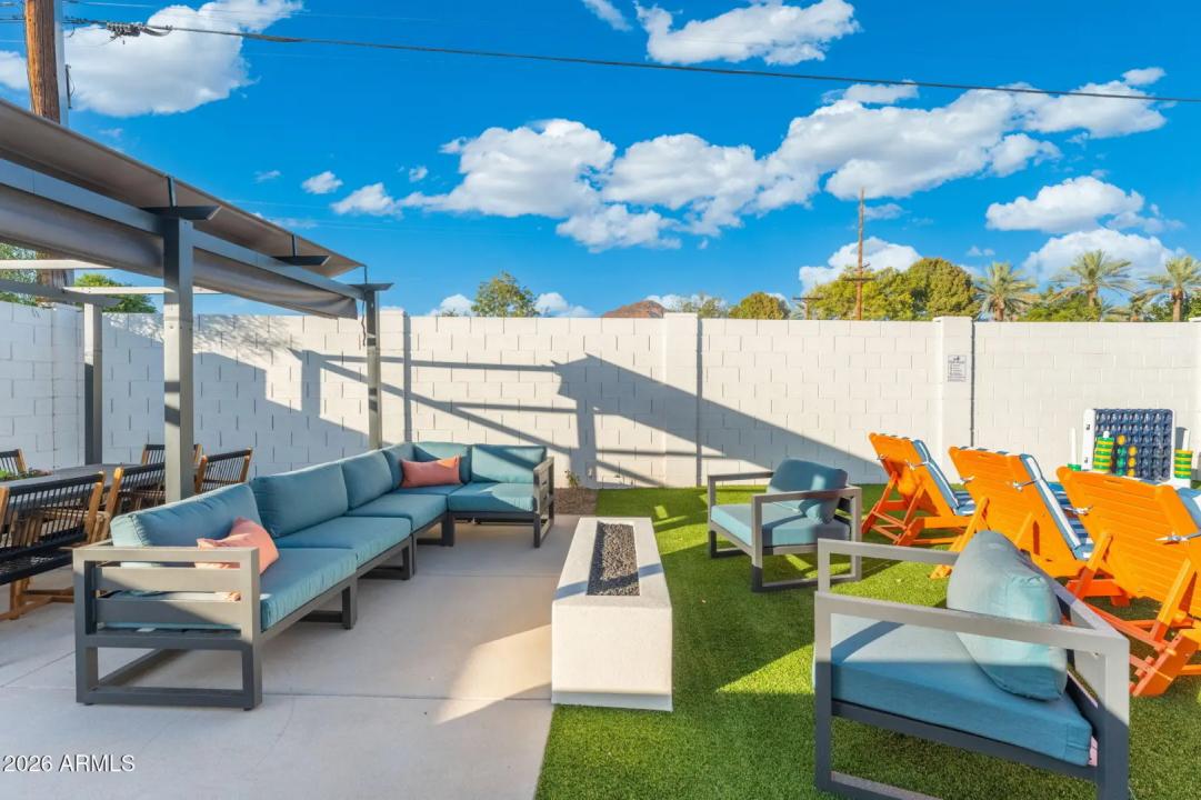 Real Estate Picture 70