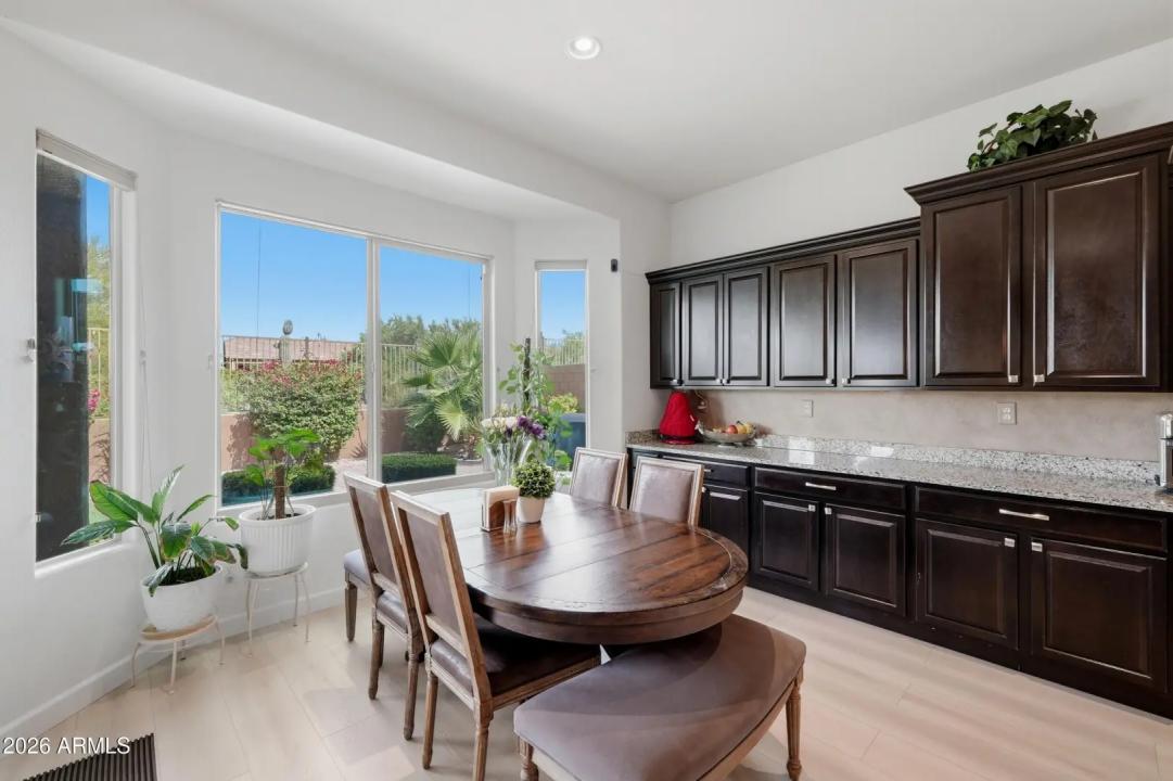 Real Estate Picture 29