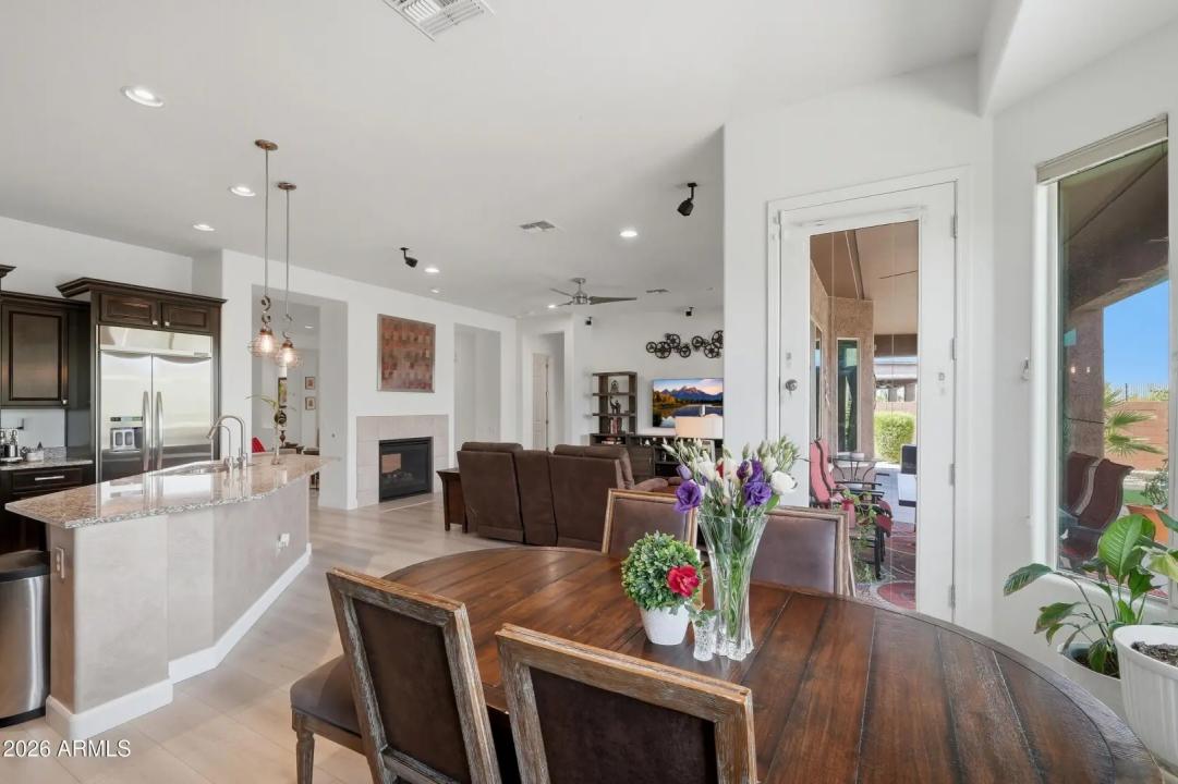 Real Estate Picture 30
