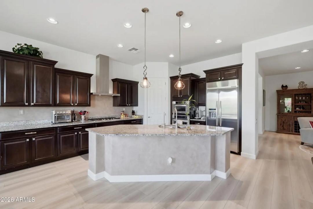 Real Estate Picture 31