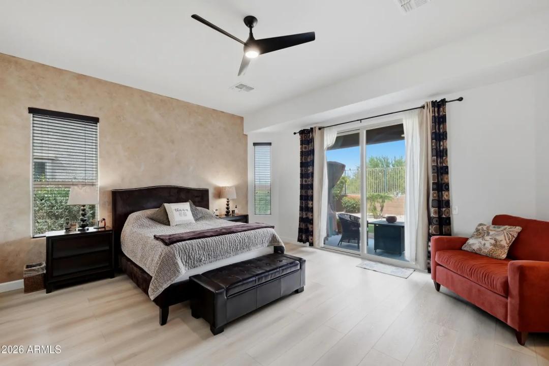 Real Estate Picture 37