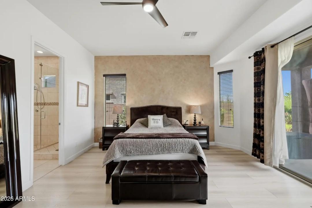 Real Estate Picture 40