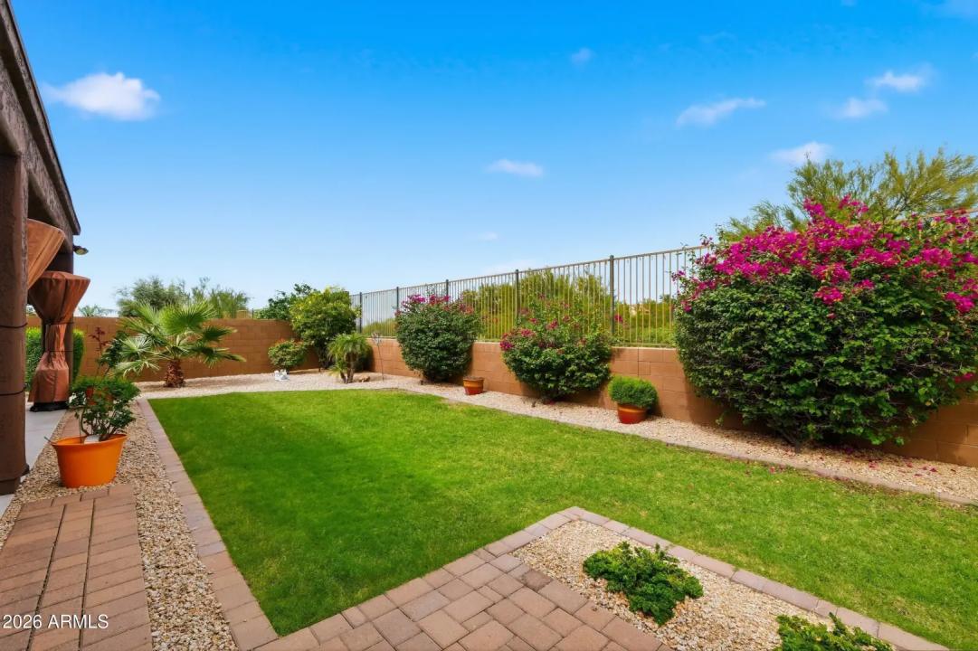Real Estate Picture 64