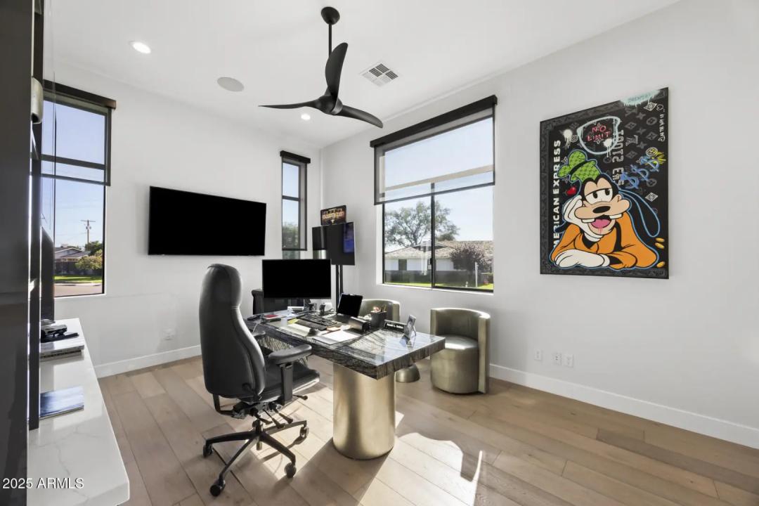 Real Estate Picture 20