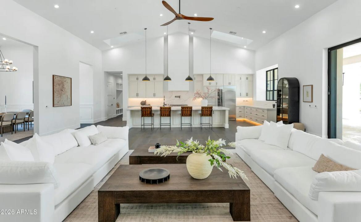 Real Estate Picture 6
