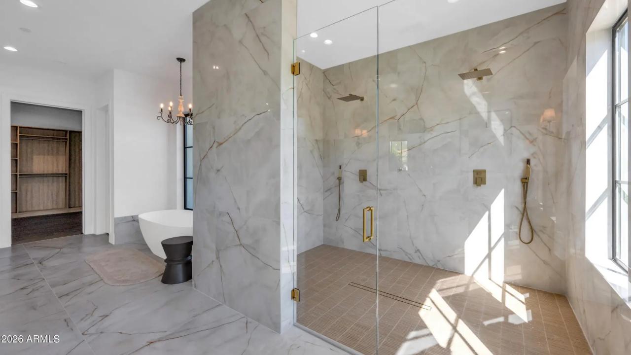 Real Estate Picture 27