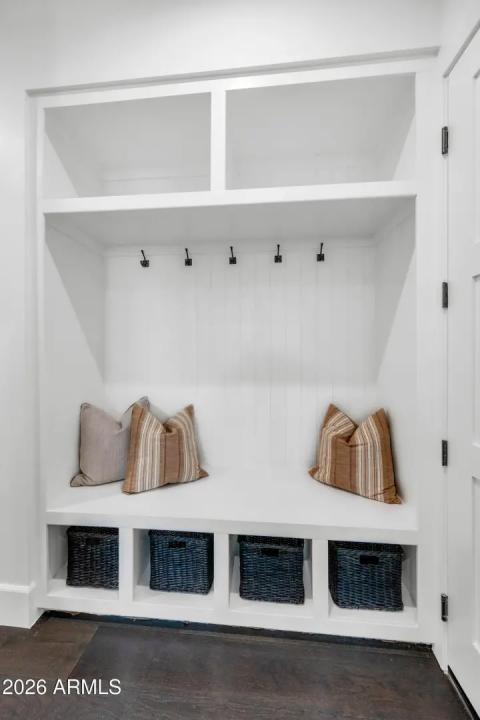 Real Estate Picture 43