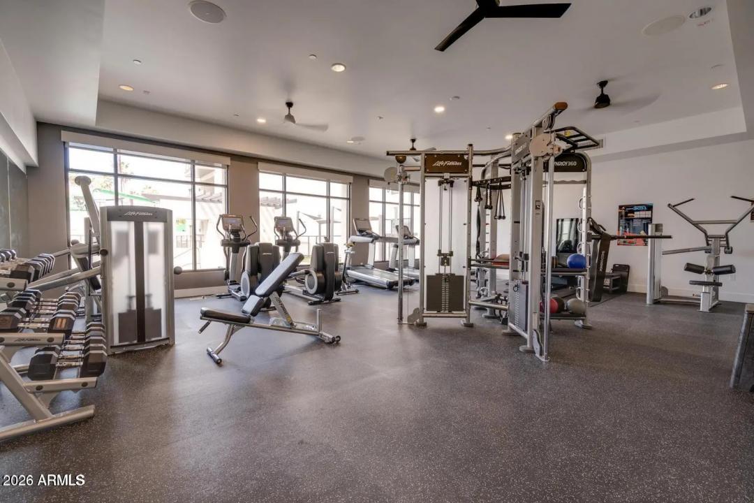 Real Estate Picture 24
