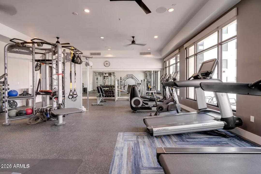 Real Estate Picture 25