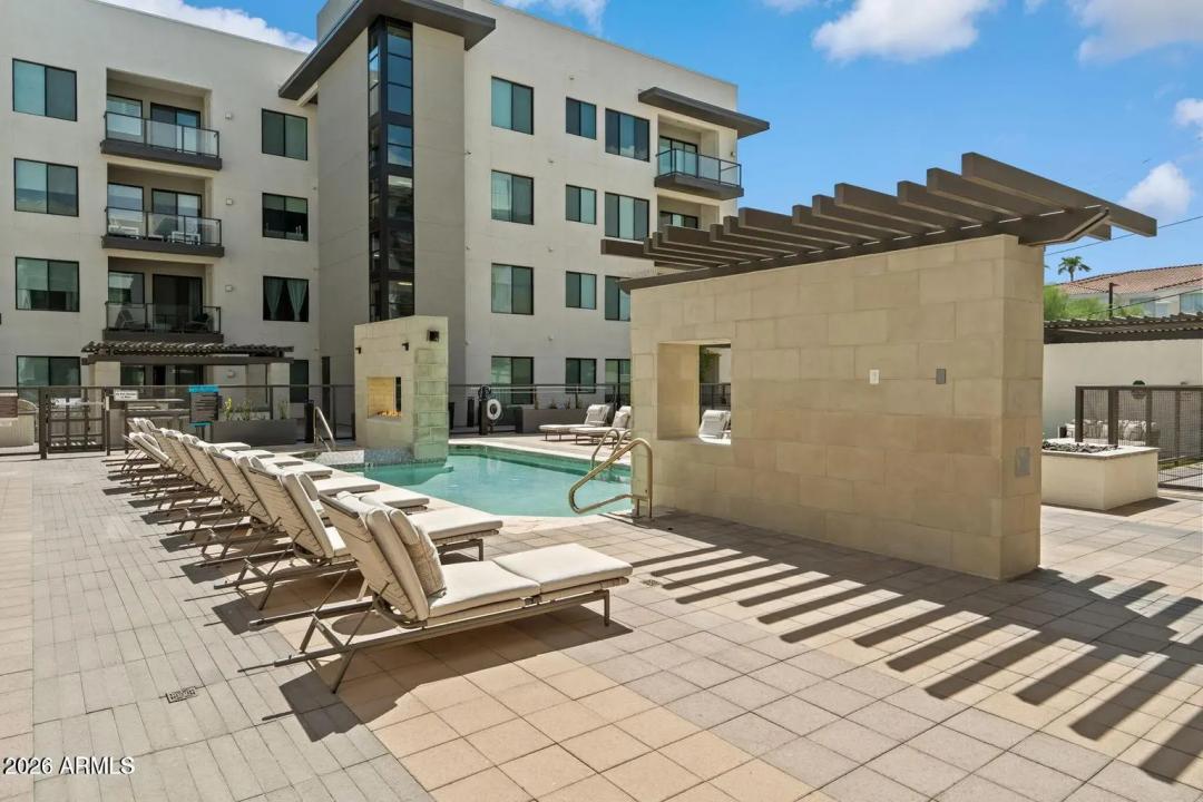 Real Estate Picture 17