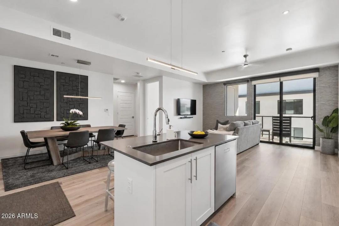 Real Estate Picture 2