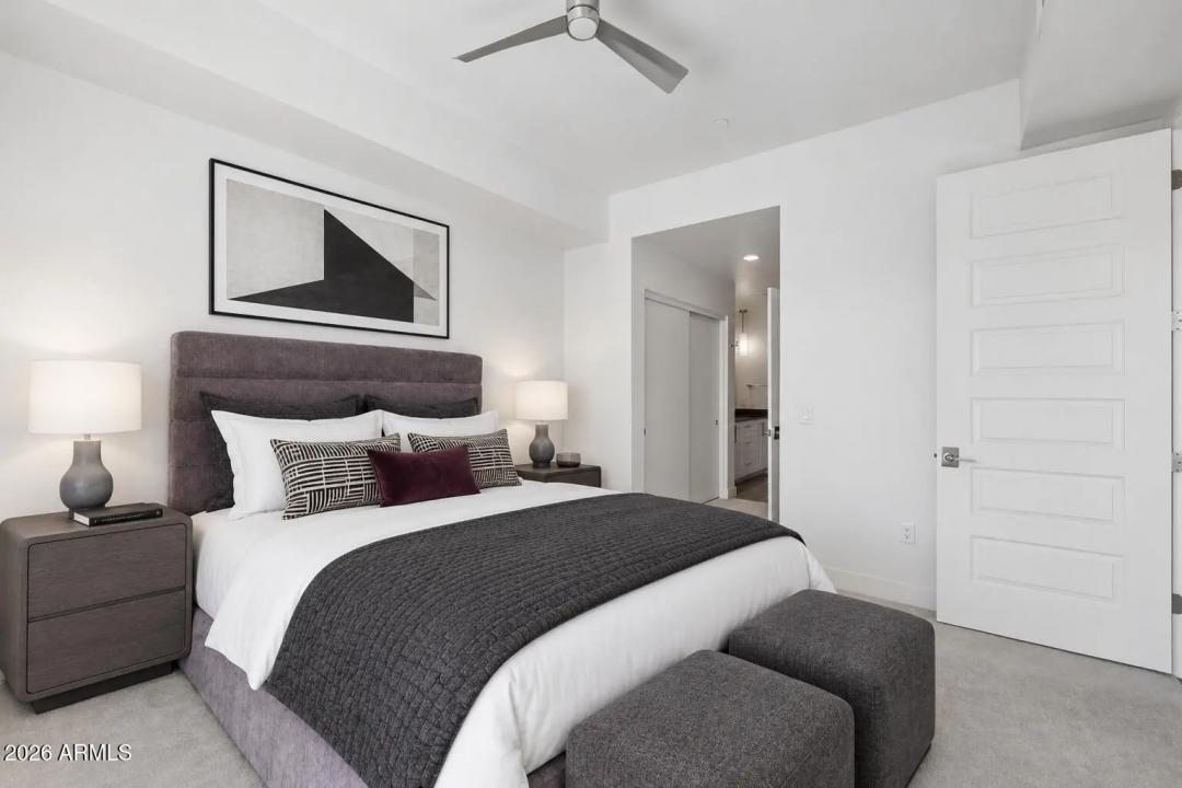 Real Estate Picture 8