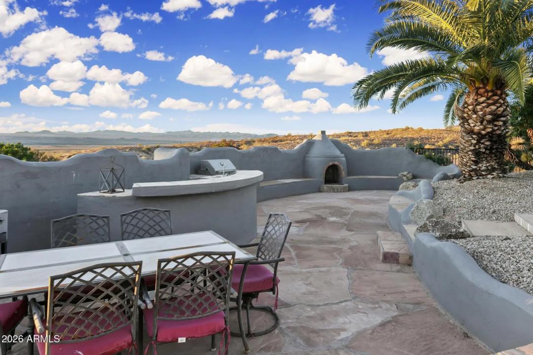 Real Estate Picture 28