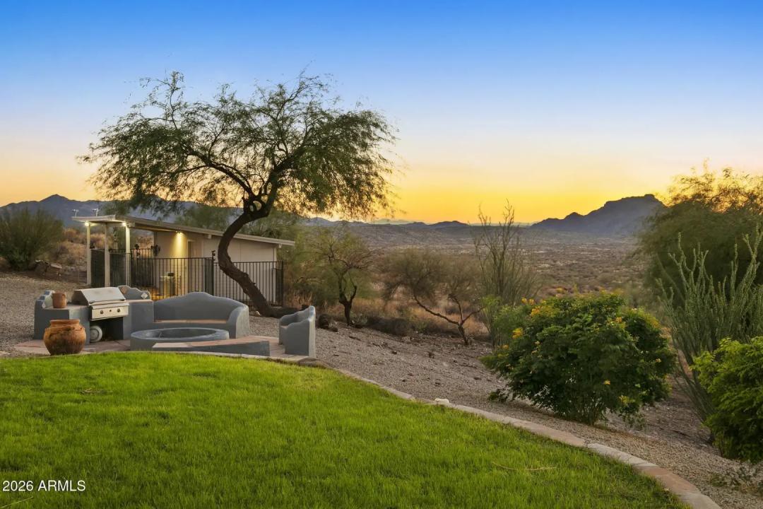 Real Estate Picture 25