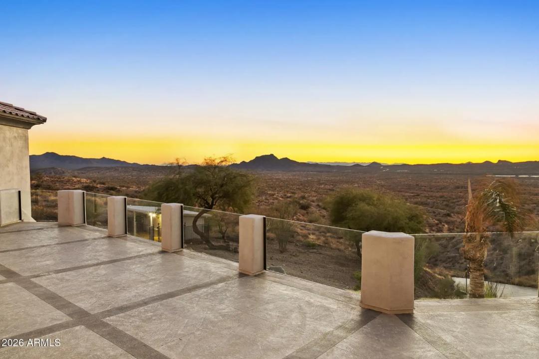 Real Estate Picture 22