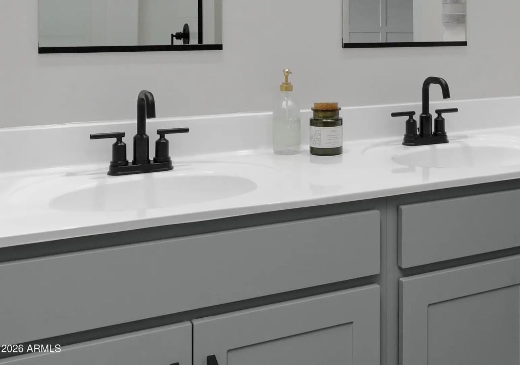 Real Estate Picture 6