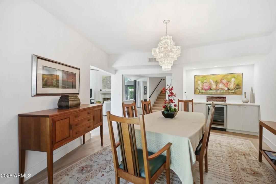 Real Estate Picture 16
