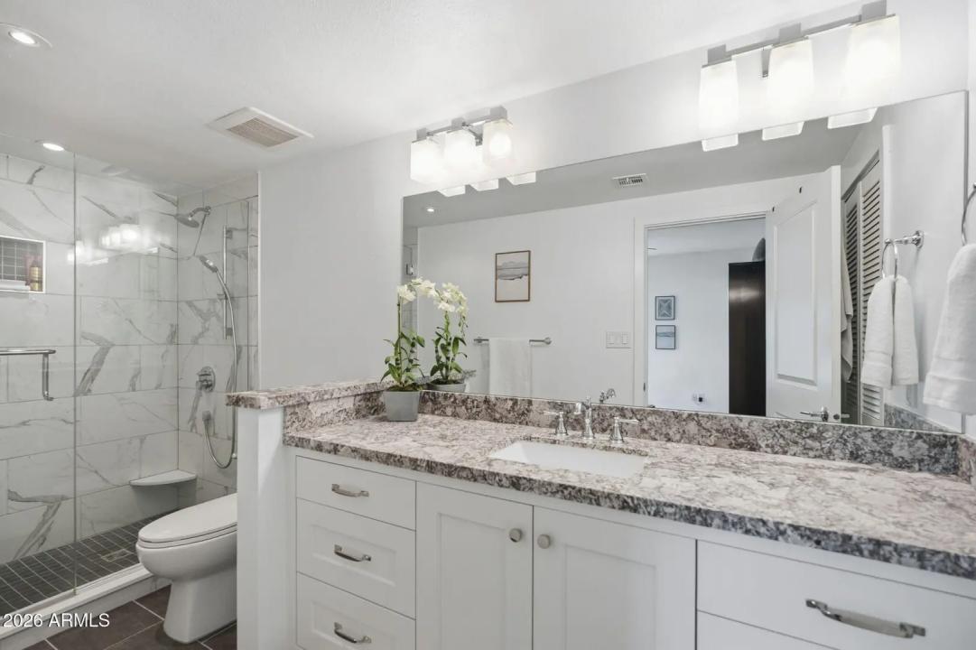 Real Estate Picture 28