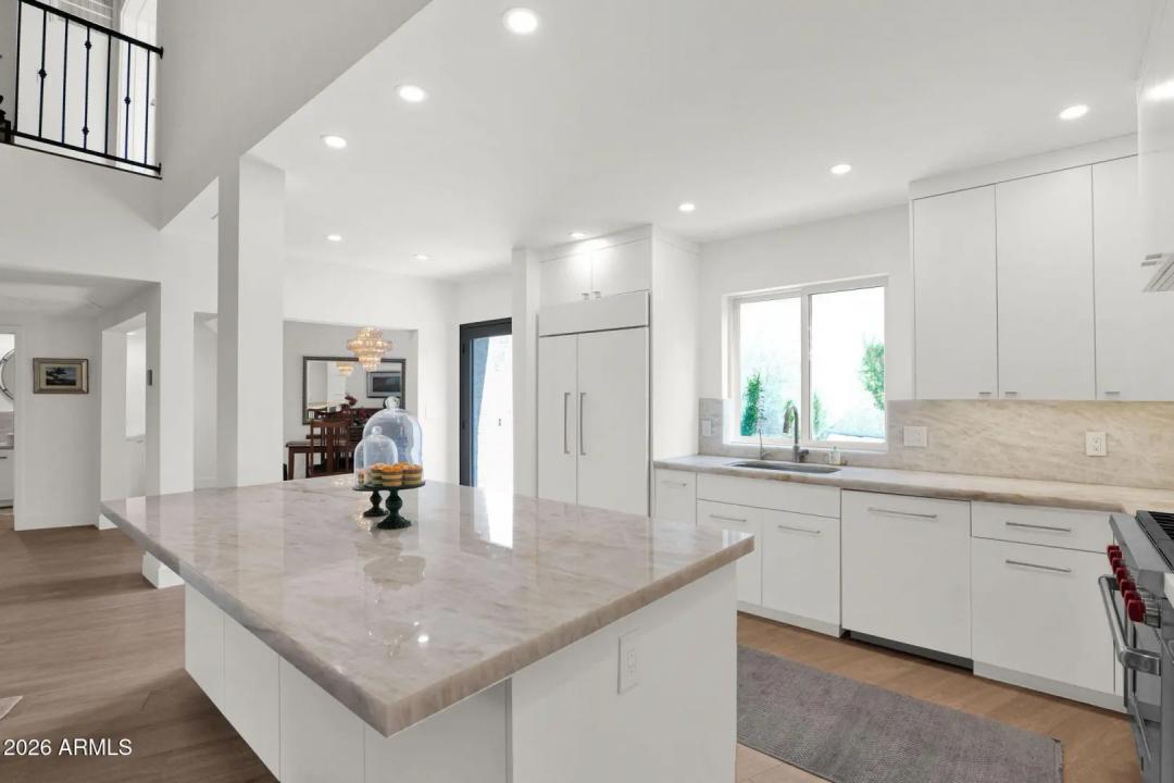 Real Estate Picture 10