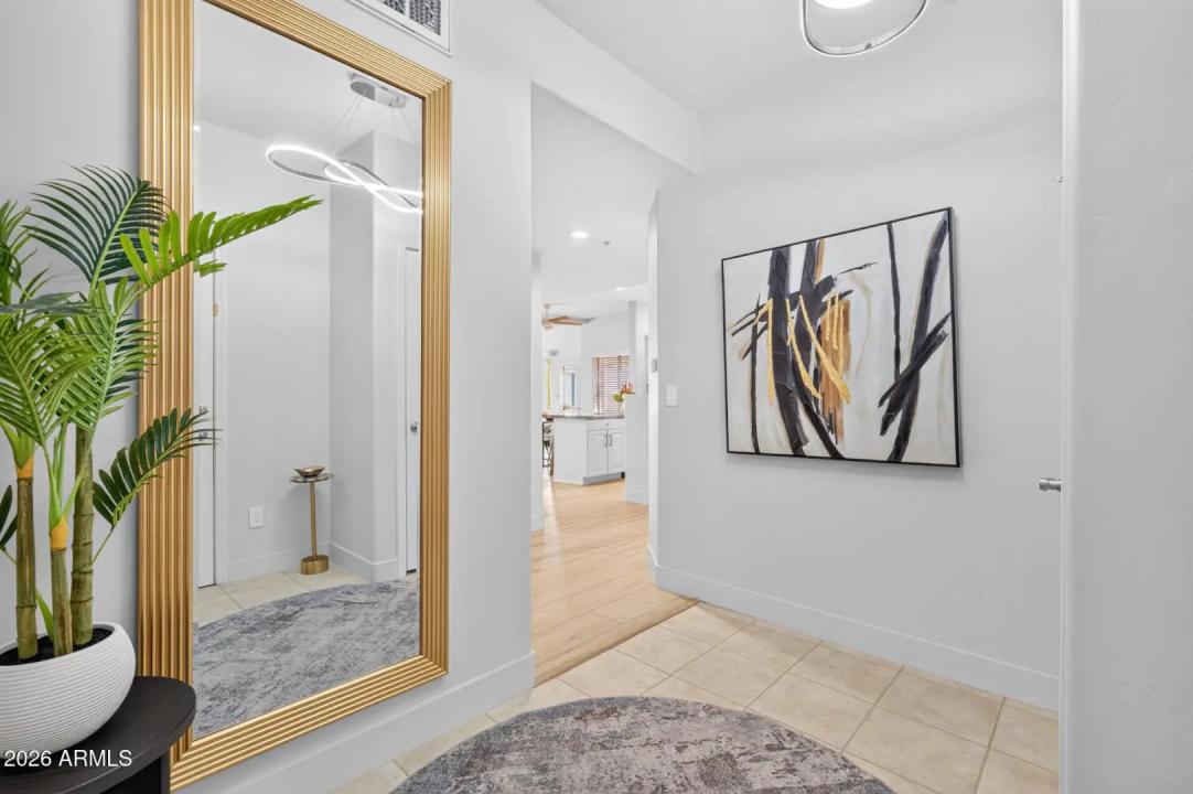 Real Estate Picture 3
