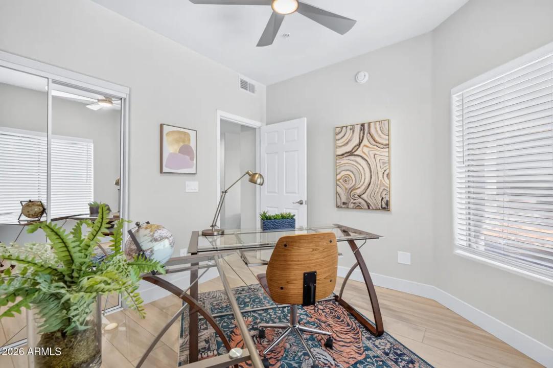 Real Estate Picture 30