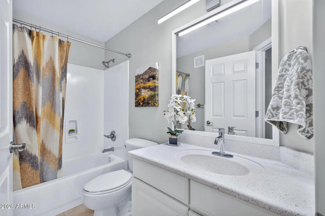 Real Estate Picture 34
