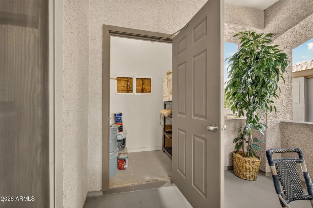 Real Estate Picture 38