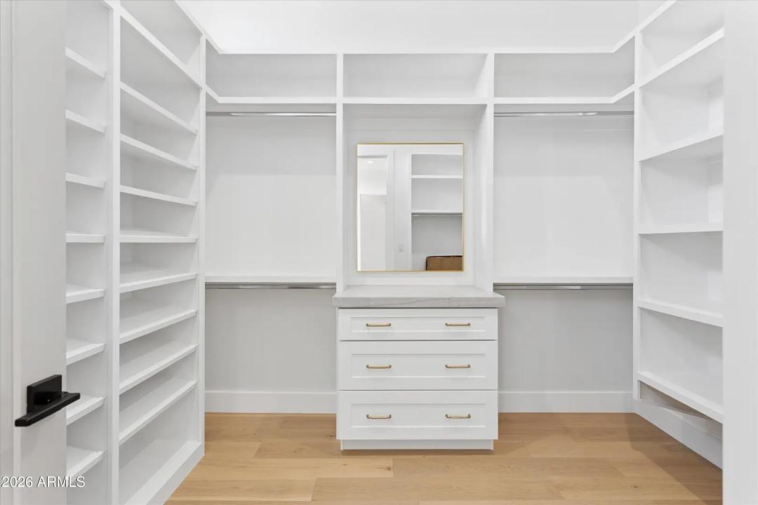 Real Estate Picture 21