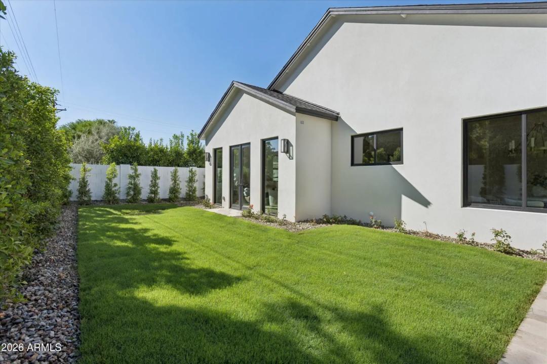 Real Estate Picture 36