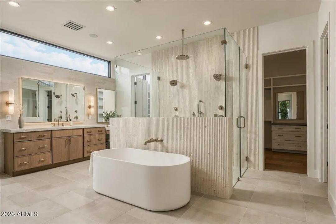 4510 E CALLE TUBERIA Phoenix AZ 85018 Picture 23.