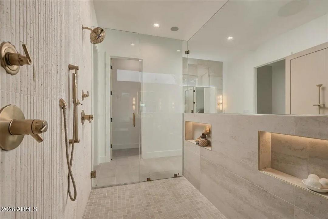 4510 E CALLE TUBERIA Phoenix AZ 85018 Picture 25.
