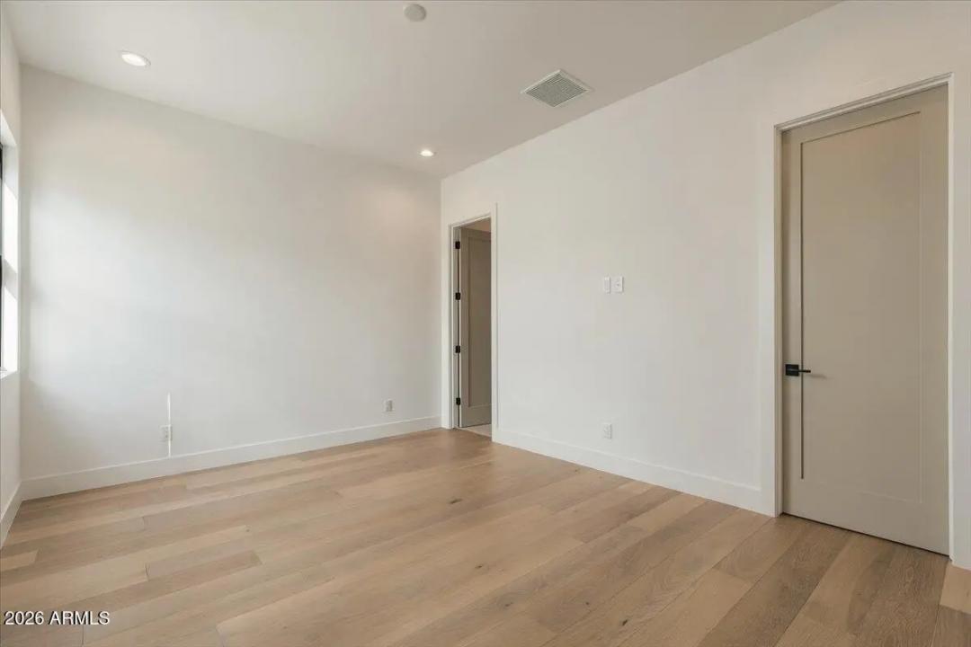 4510 E CALLE TUBERIA Phoenix AZ 85018 Picture 34.